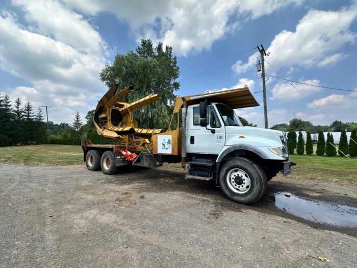 90D on International 7500 - Image 6